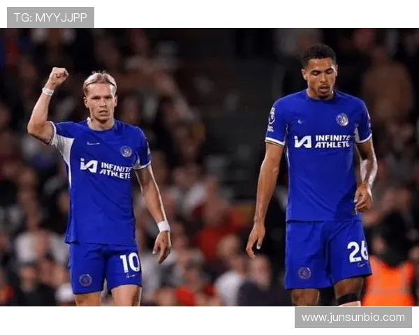 英超阿斯顿维拉争四