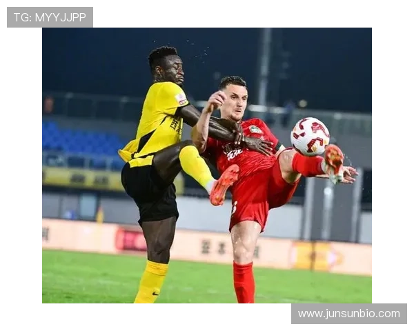 上海申花防守体系稳定,难以扩大领先优势的局面及对赛季争冠格局的影响